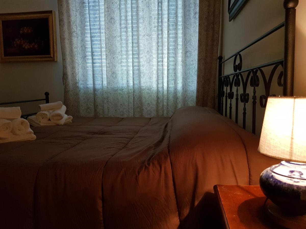 Casa Le Ali - Fraternità E Spiritualità Nel Cuore Di Bed & Breakfast Napoli